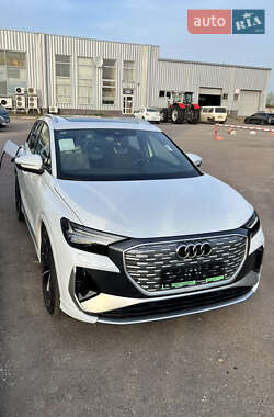 Внедорожник / Кроссовер Audi Q4 e-tron 2020 в Житомире