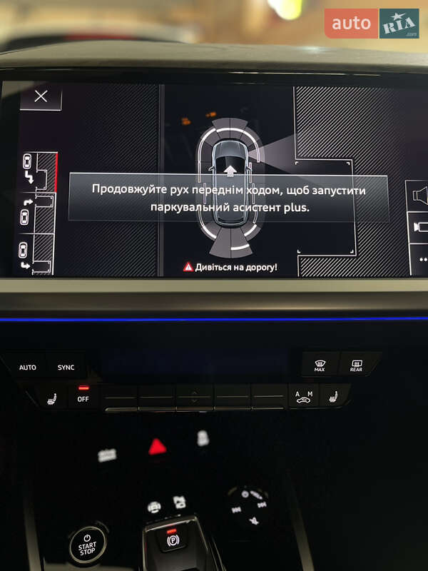 Внедорожник / Кроссовер Audi Q4 e-tron 2023 в Львове