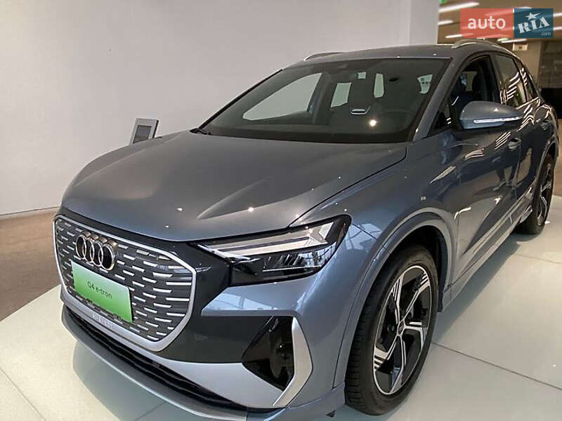 Audi Q4 e-tron 2024
