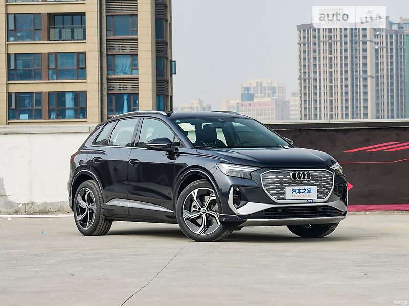 Позашляховик / Кросовер Audi Q4 e-tron 2023 в Києві