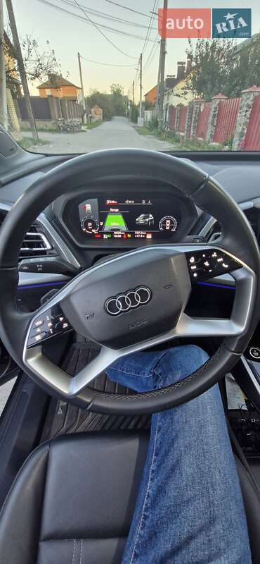 Позашляховик / Кросовер Audi Q4 e-tron 2023 в Вінниці
