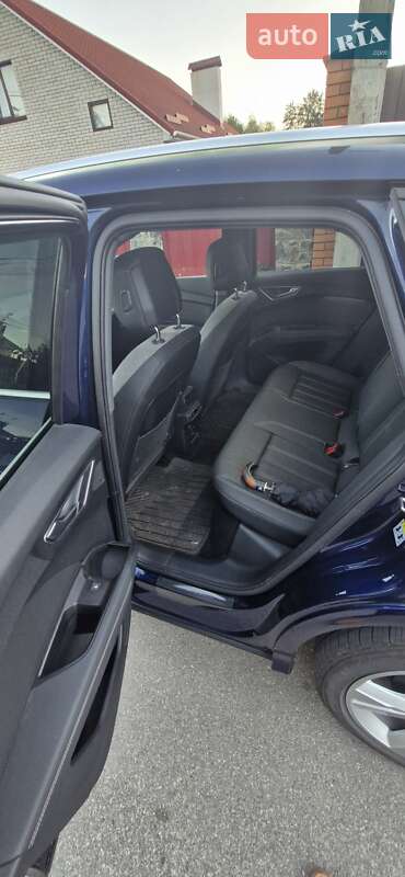 Внедорожник / Кроссовер Audi Q4 e-tron 2023 в Виннице