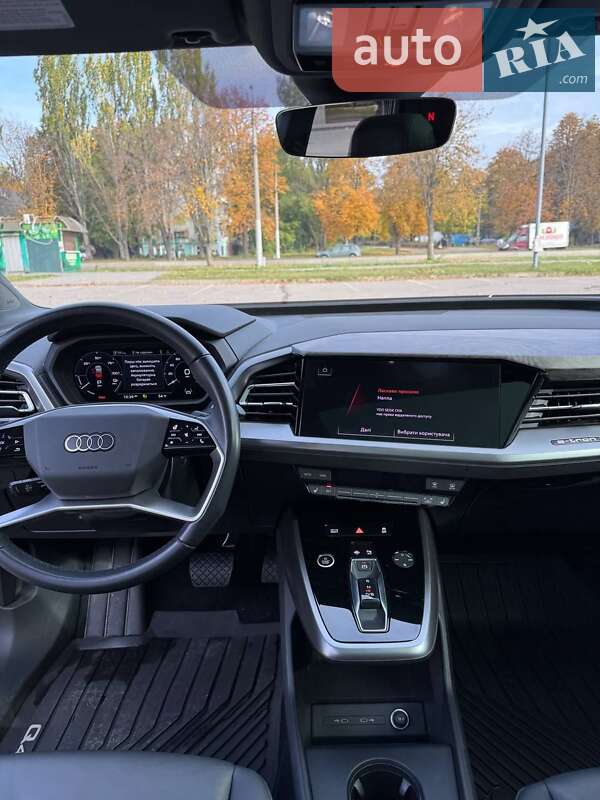 Внедорожник / Кроссовер Audi Q4 e-tron 2022 в Запорожье
