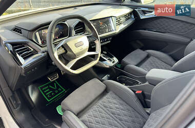Внедорожник / Кроссовер Audi Q4 e-tron 2025 в 