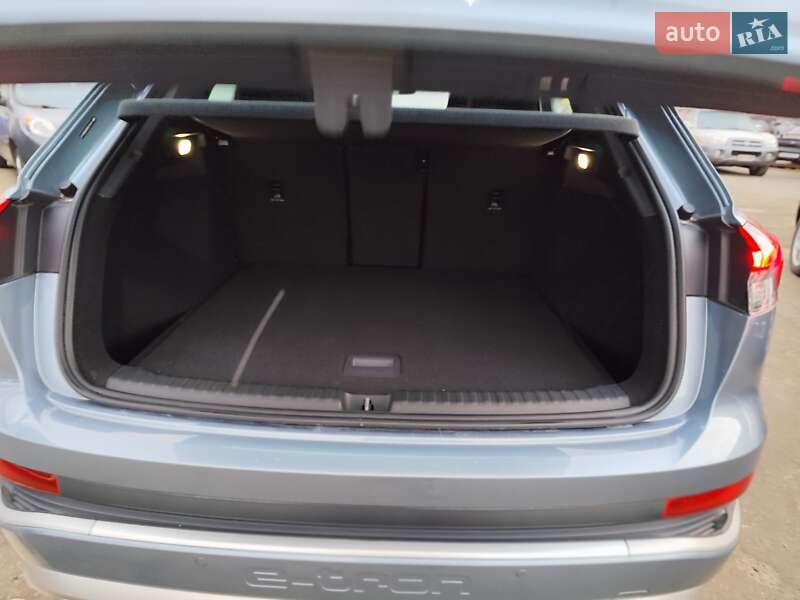 Внедорожник / Кроссовер Audi Q4 e-tron 2023 в Киеве