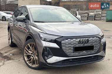 Внедорожник / Кроссовер Audi Q4 e-tron 2021 в Киеве