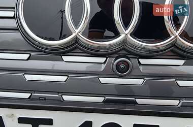 Внедорожник / Кроссовер Audi Q4 e-tron 2023 в 