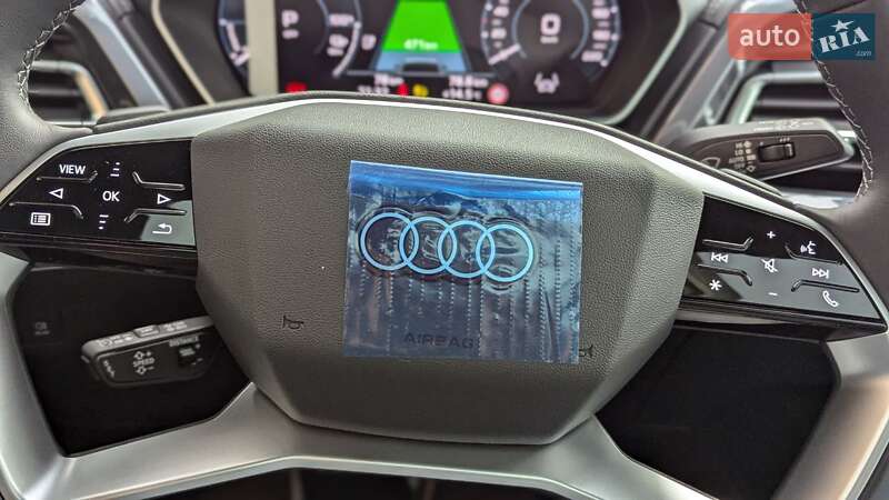 Позашляховик / Кросовер Audi Q4 e-tron 2025 в Києві