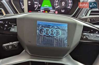 Внедорожник / Кроссовер Audi Q4 e-tron 2025 в 