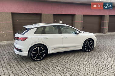 Внедорожник / Кроссовер Audi Q4 e-tron 2023 в 