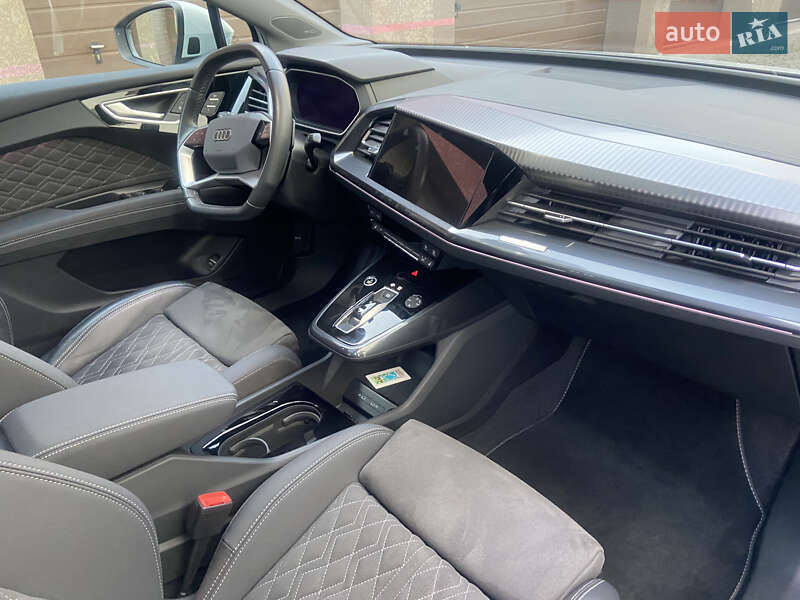 Внедорожник / Кроссовер Audi Q4 e-tron 2023 в Ивано-Франковске фото 11 Внедорожник / Кроссовер Audi Q4 e-tron 2023 в Ивано-Франковске