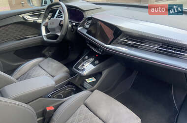 Внедорожник / Кроссовер Audi Q4 e-tron 2023 в 