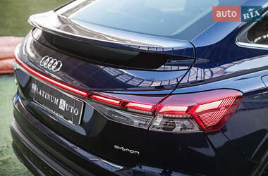 Внедорожник / Кроссовер Audi Q4 e-tron 2021 в 