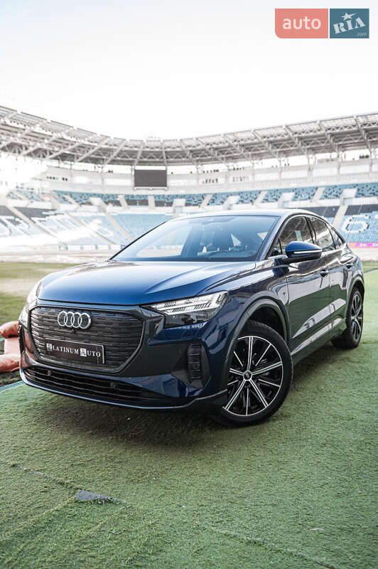 Внедорожник / Кроссовер Audi Q4 e-tron 2021 в Одессе