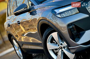 Внедорожник / Кроссовер Audi Q4 e-tron 2023 в 