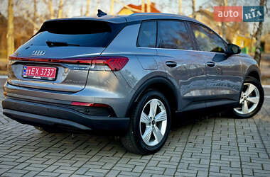 Внедорожник / Кроссовер Audi Q4 e-tron 2023 в 