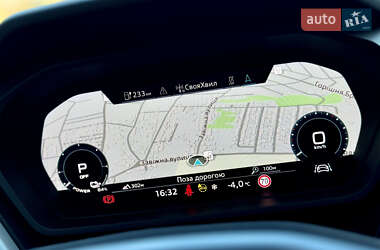 Внедорожник / Кроссовер Audi Q4 e-tron 2023 в 
