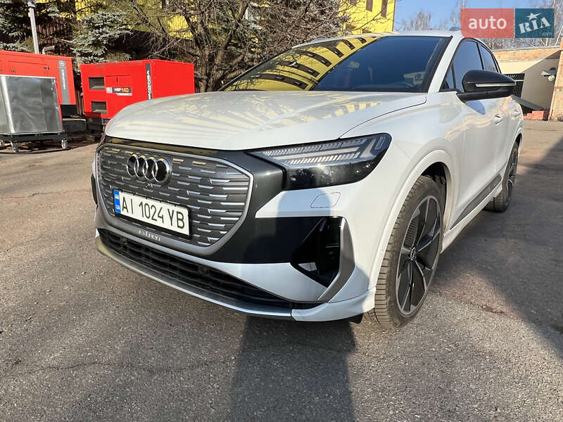 Внедорожник / Кроссовер Audi Q4 e-tron 2023 в Киеве