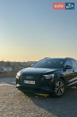 Внедорожник / Кроссовер Audi Q4 e-tron 2021 в 