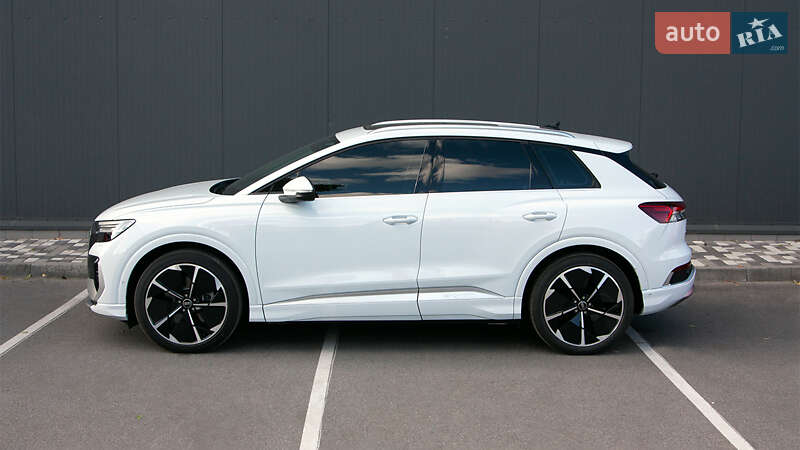 Внедорожник / Кроссовер Audi Q4 e-tron 2023 в Киеве