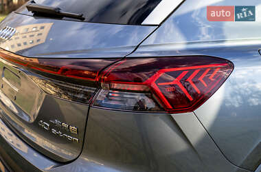 Внедорожник / Кроссовер Audi Q4 e-tron 2023 в 
