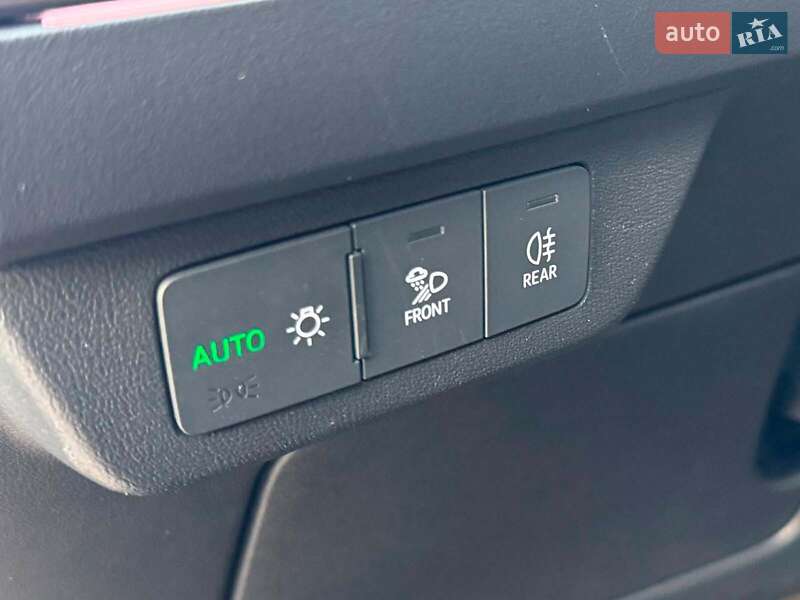 Внедорожник / Кроссовер Audi Q4 e-tron 2022 в Киеве