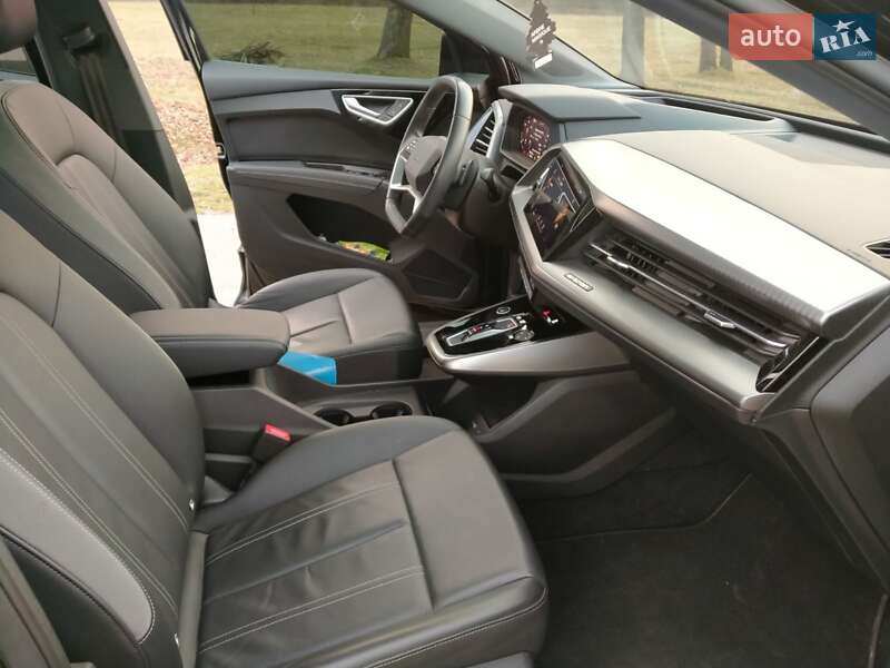 Внедорожник / Кроссовер Audi Q4 e-tron 2021 в Виннице