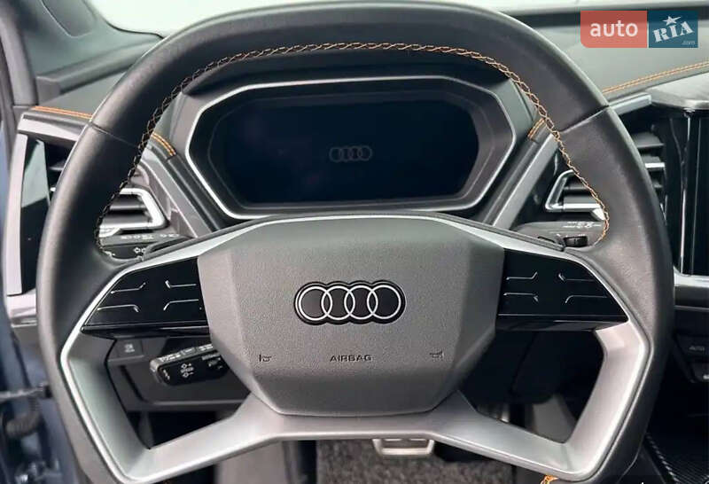 Внедорожник / Кроссовер Audi Q4 e-tron 2023 в Киеве