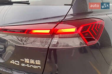 Внедорожник / Кроссовер Audi Q4 e-tron 2023 в 