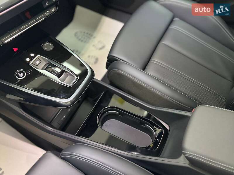 Внедорожник / Кроссовер Audi Q4 e-tron 2025 в Житомире