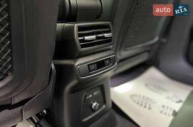 Внедорожник / Кроссовер Audi Q4 e-tron 2025 в 