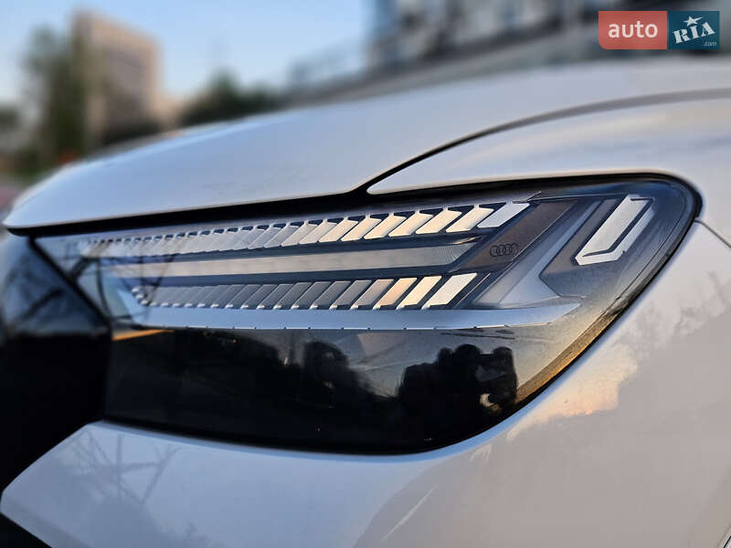 Внедорожник / Кроссовер Audi Q4 e-tron 2023 в Львове
