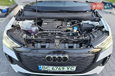 Внедорожник / Кроссовер Audi Q4 e-tron 2023 в 