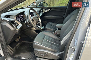 Внедорожник / Кроссовер Audi Q4 e-tron 2023 в 