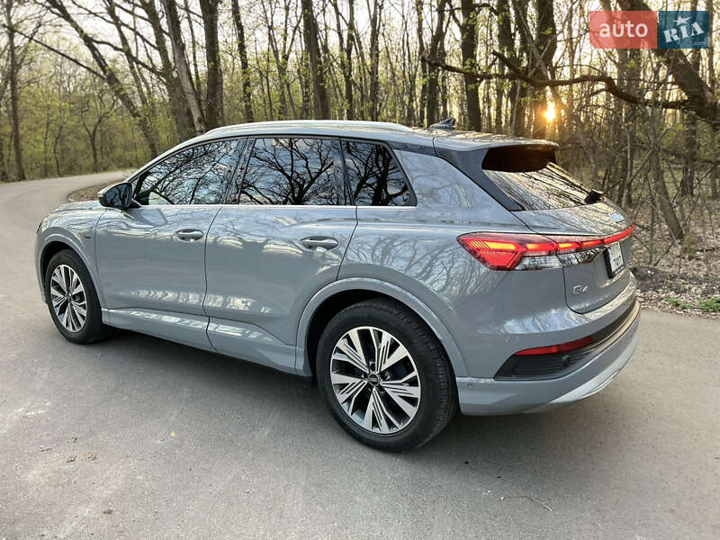 Внедорожник / Кроссовер Audi Q4 e-tron 2023 в Белой Церкви