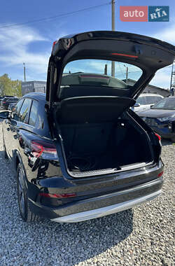 Внедорожник / Кроссовер Audi Q4 e-tron 2021 в 
