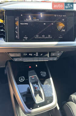 Внедорожник / Кроссовер Audi Q4 e-tron 2021 в 