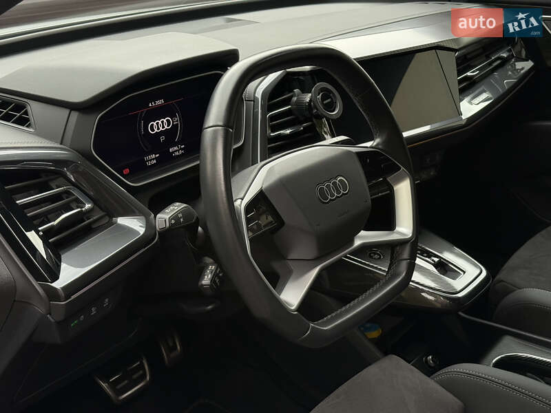 Позашляховик / Кросовер Audi Q4 e-tron 2023 в Києві