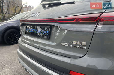 Внедорожник / Кроссовер Audi Q4 e-tron 2025 в 