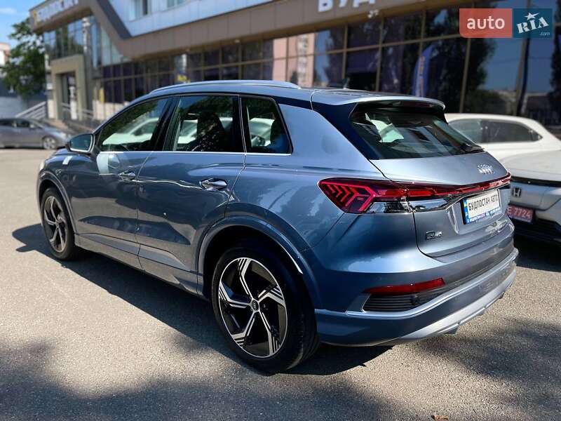 Позашляховик / Кросовер Audi Q4 e-tron 2025 в Києві