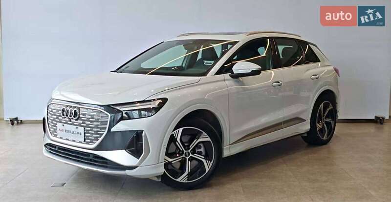 Audi Q4 e-tron 2023