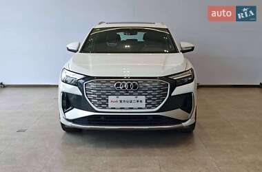 Внедорожник / Кроссовер Audi Q4 e-tron 2023 в 