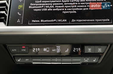 Внедорожник / Кроссовер Audi Q4 e-tron 2023 в 