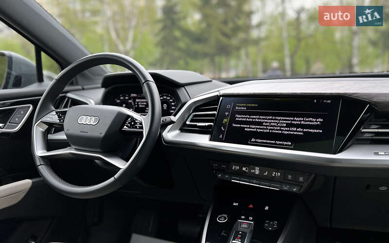 Позашляховик / Кросовер Audi Q4 e-tron 2023 в Львові
