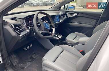 Позашляховик / Кросовер Audi Q4 e-tron 2025 в 