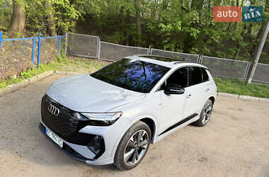 Внедорожник / Кроссовер Audi Q4 e-tron 2023 в 