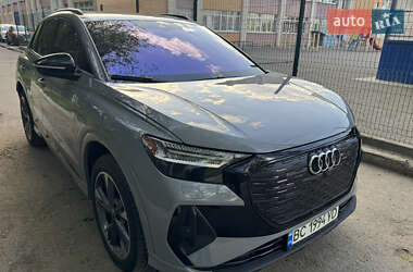 Внедорожник / Кроссовер Audi Q4 e-tron 2023 в 