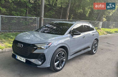 Внедорожник / Кроссовер Audi Q4 e-tron 2023 в 