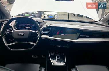 Внедорожник / Кроссовер Audi Q4 e-tron 2023 в 