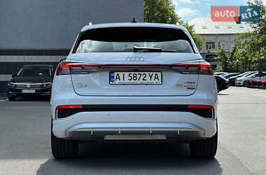 Внедорожник / Кроссовер Audi Q4 e-tron 2023 в 